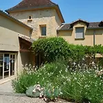 Campsite Zecamping 5 Etoiles Chiens Acceptes Tennis Et Piscine Gourdon-en-quercy