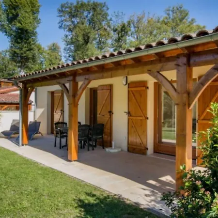 Zecamping 5 Etoiles Chiens Acceptes Tennis Et Piscine Gourdon-en-quercy