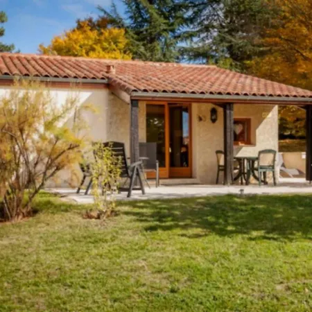 Zecamping 5 Etoiles Chiens Acceptes Tennis Et Piscine Gourdon